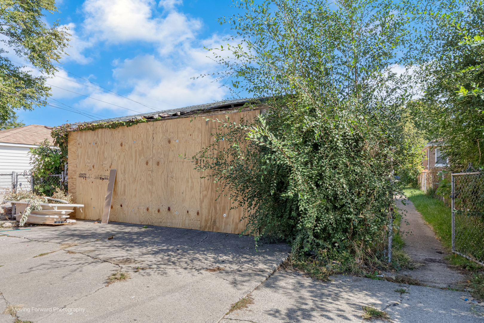 8414 S King Drive