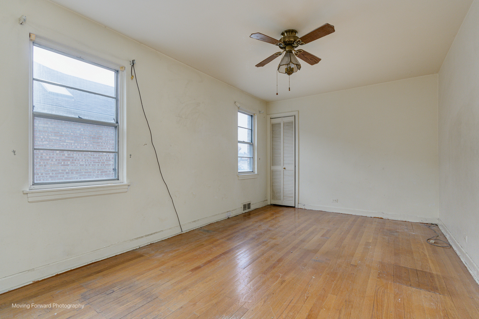 1807 N 74th Court