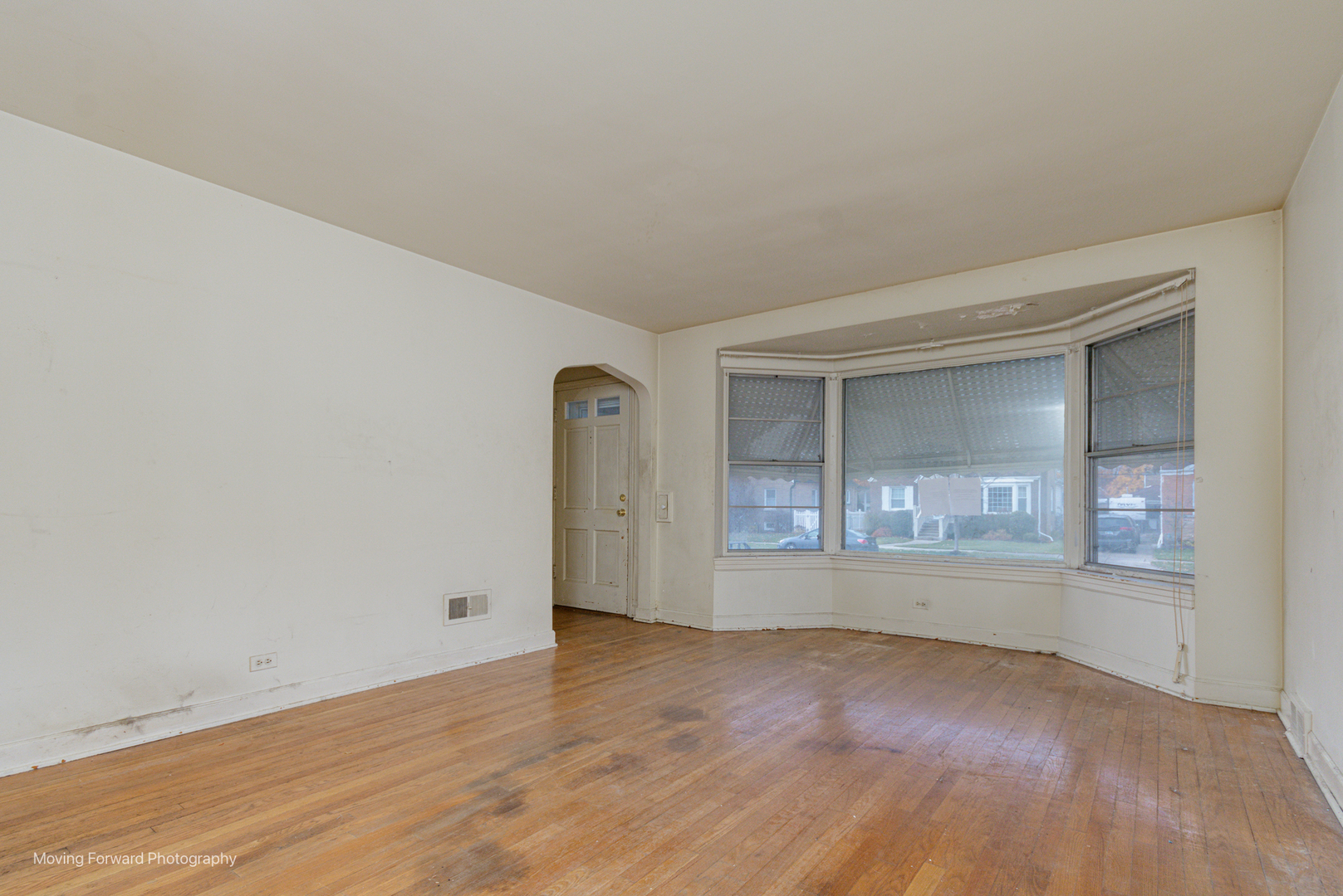 1807 N 74th Court