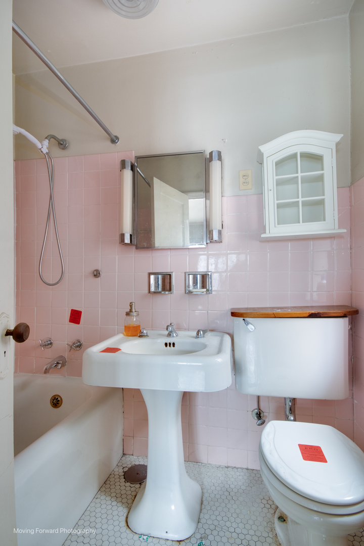 5712 S Kenwood Avenue Unit: 2