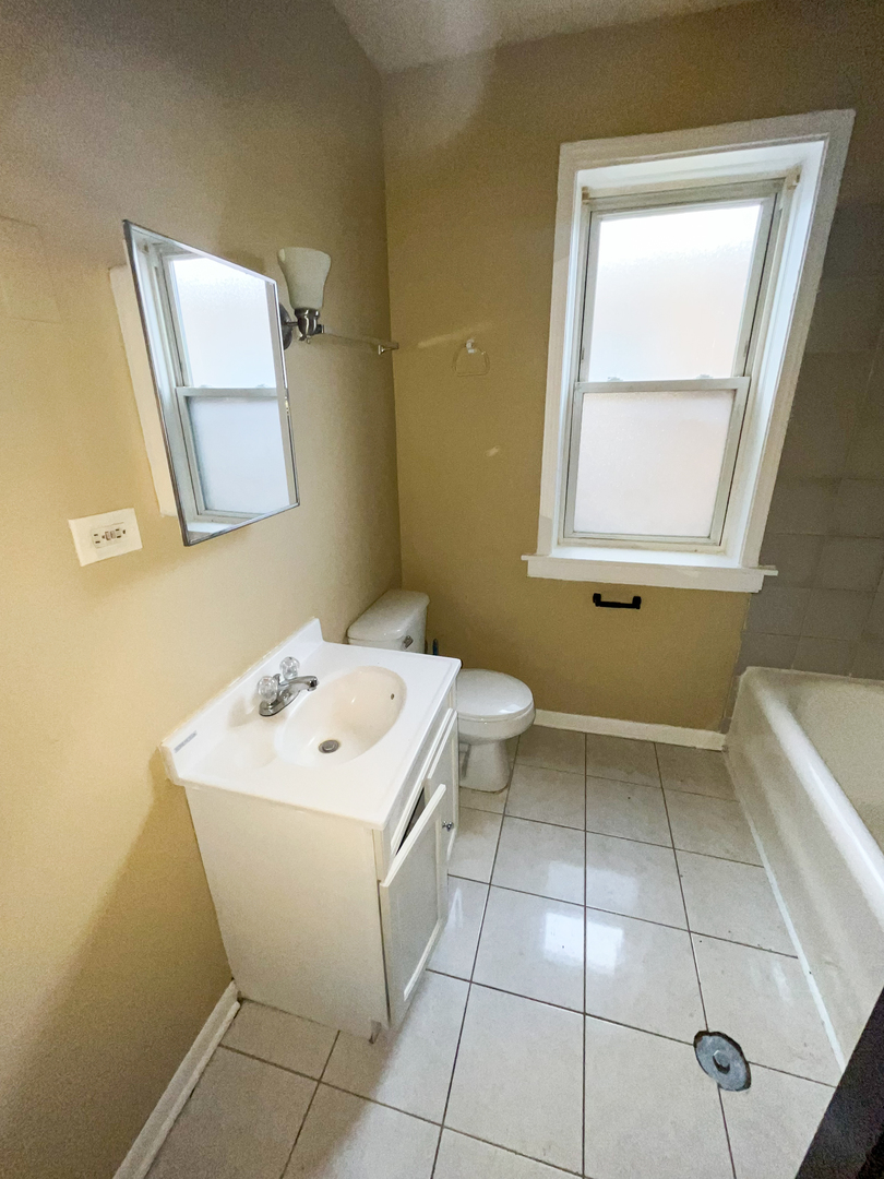 4340 W 18th Street