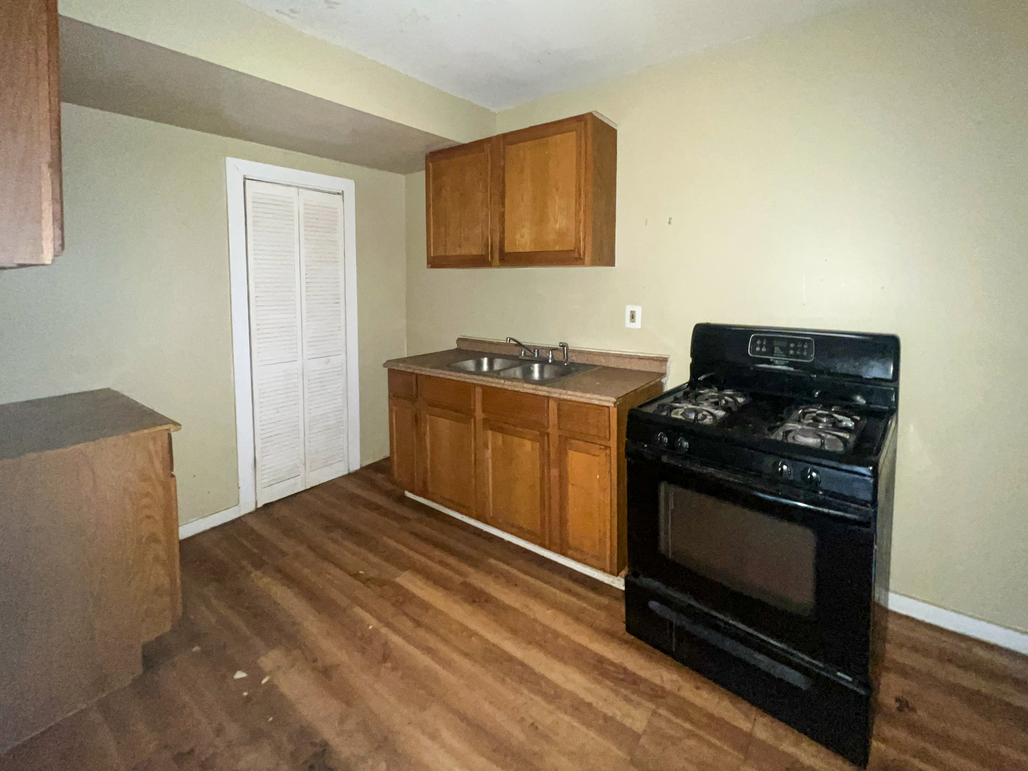 4340 W 18th Street
