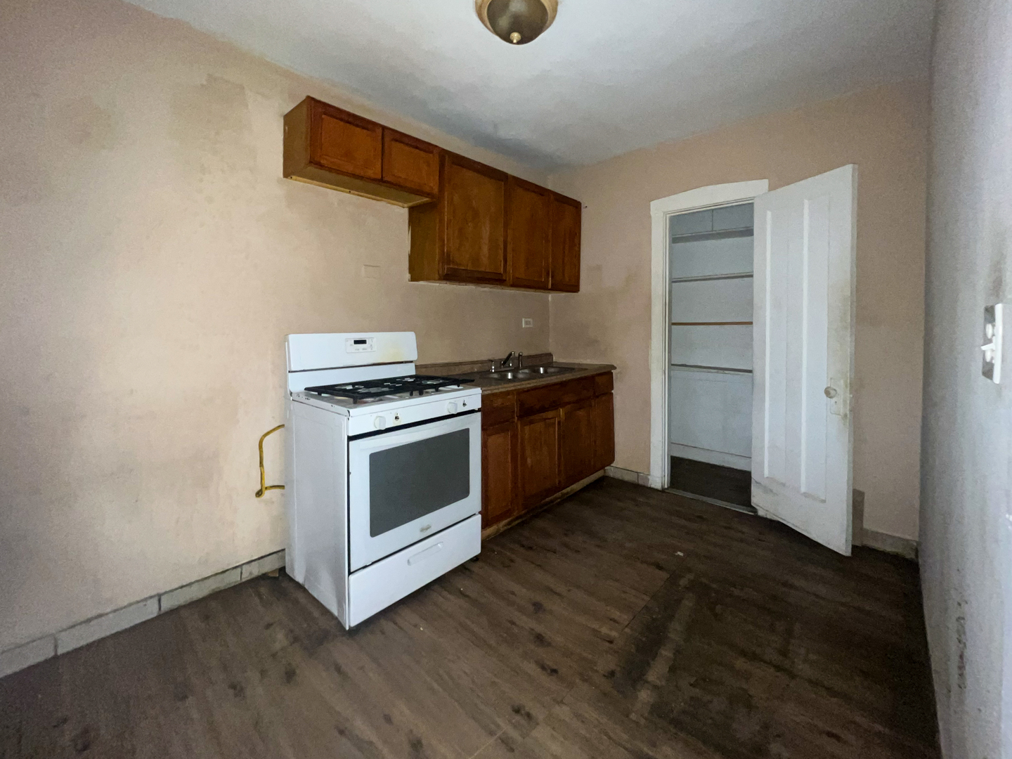 4340 W 18th Street
