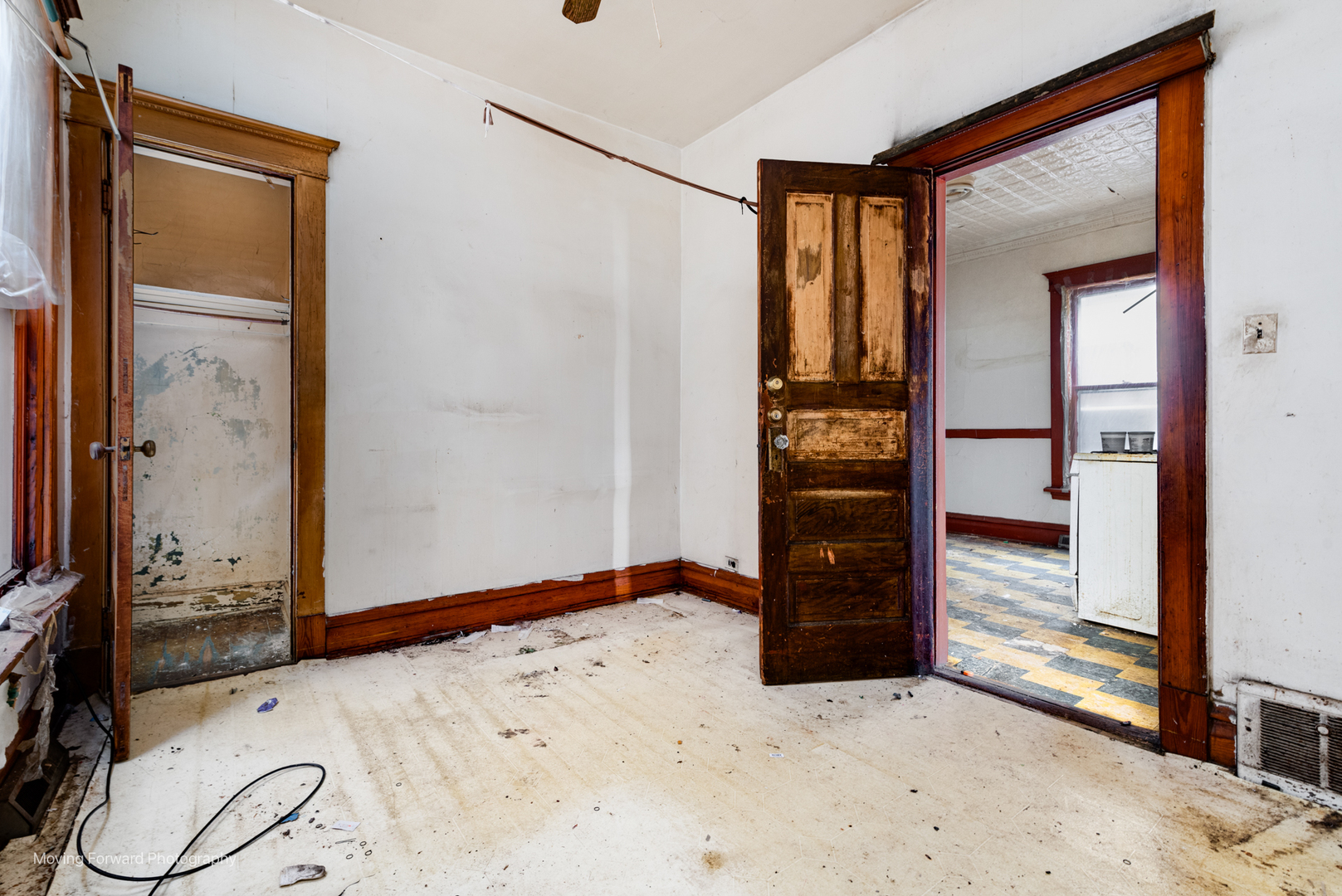 2142 W 54th Street