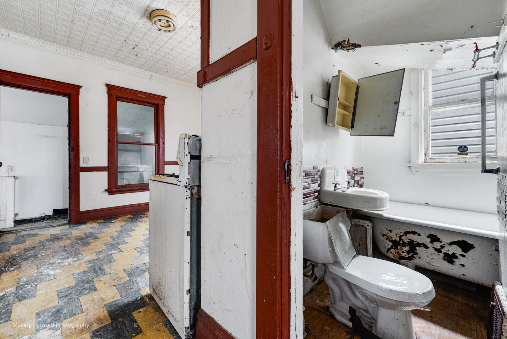 2142 W 54th Street