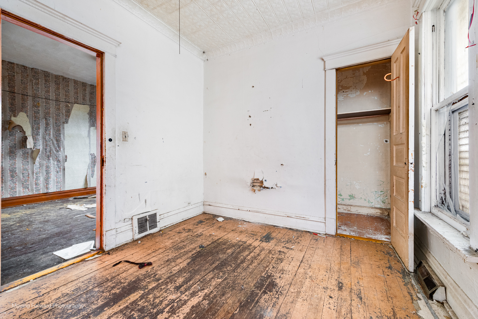 2142 W 54th Street