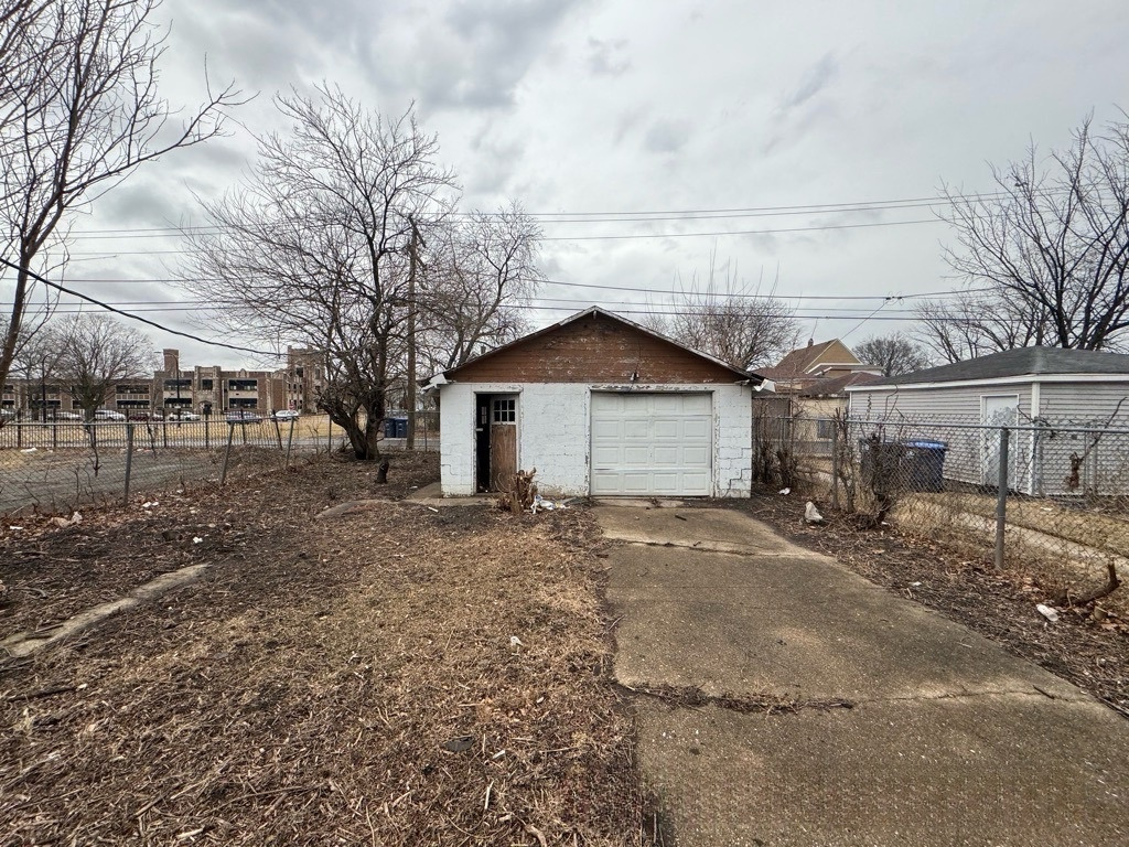 611 S 13th Avenue