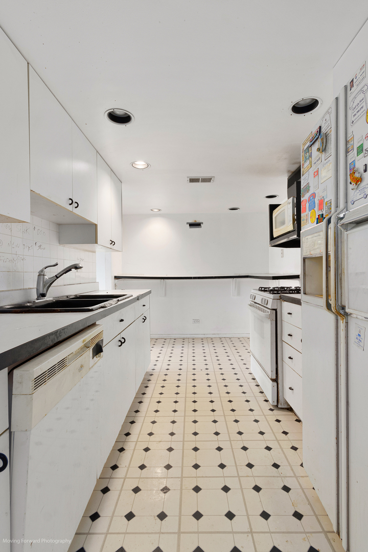 500 Park Avenue Unit: 726