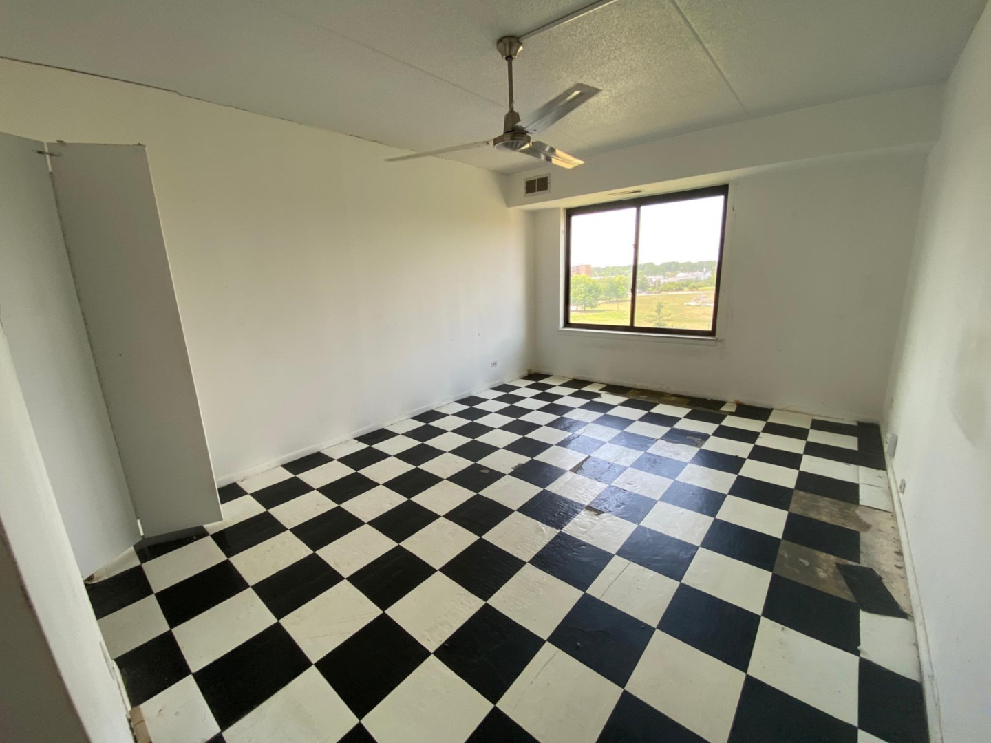 500 Park Avenue Unit: 726