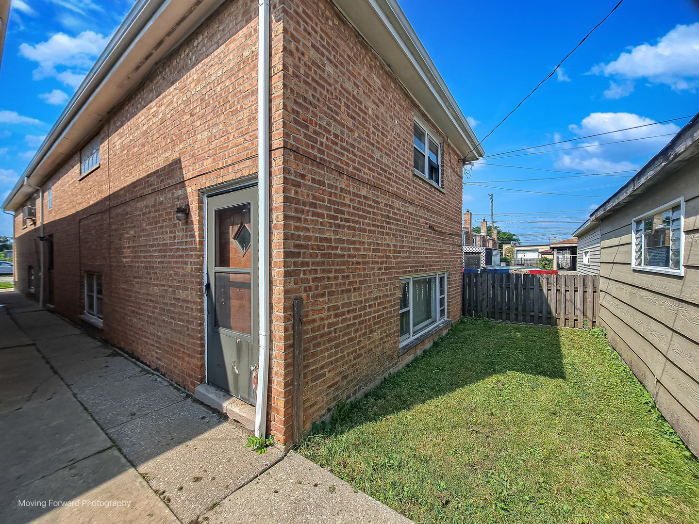 7652 W 63rd Place