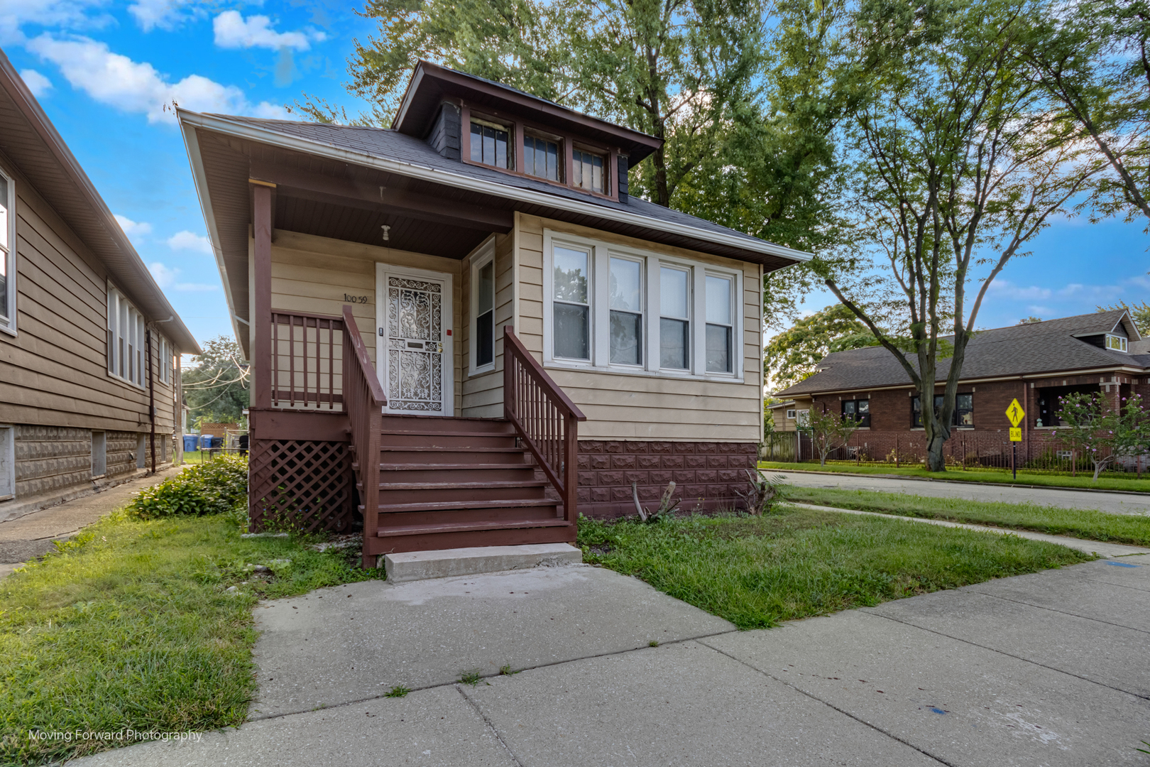 10059 S Lafayette Avenue