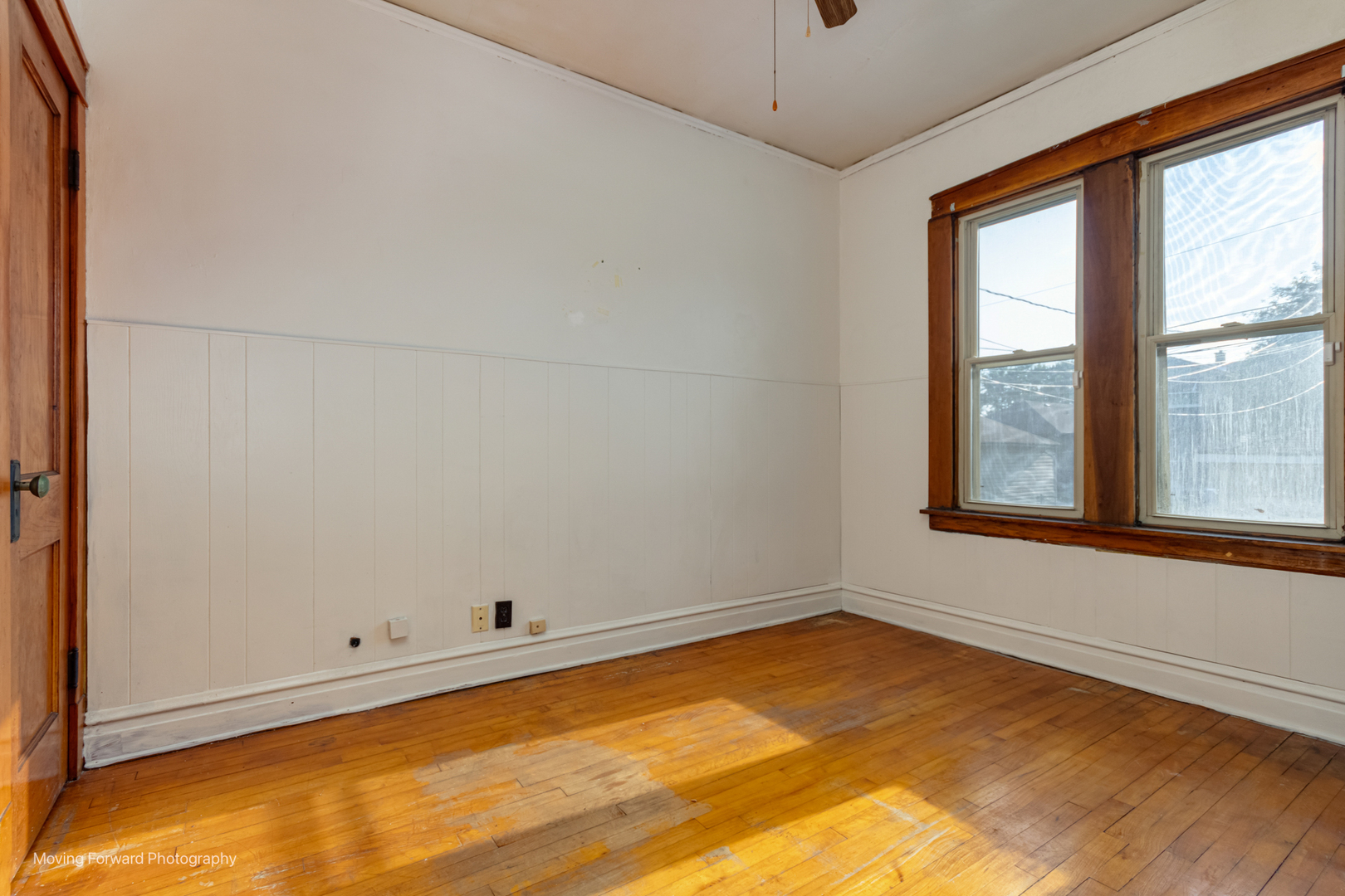 10059 S Lafayette Avenue