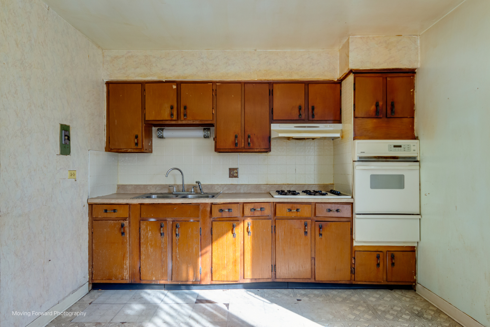 1237 W 110th Place