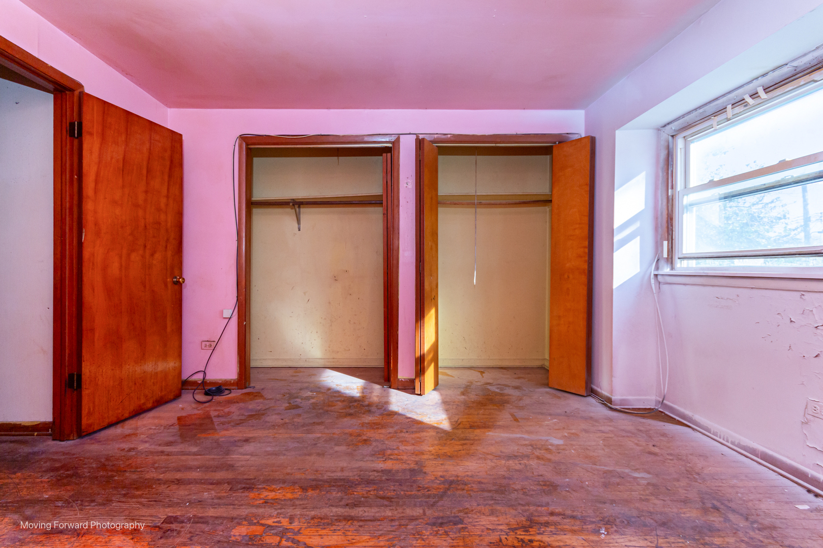 1237 W 110th Place