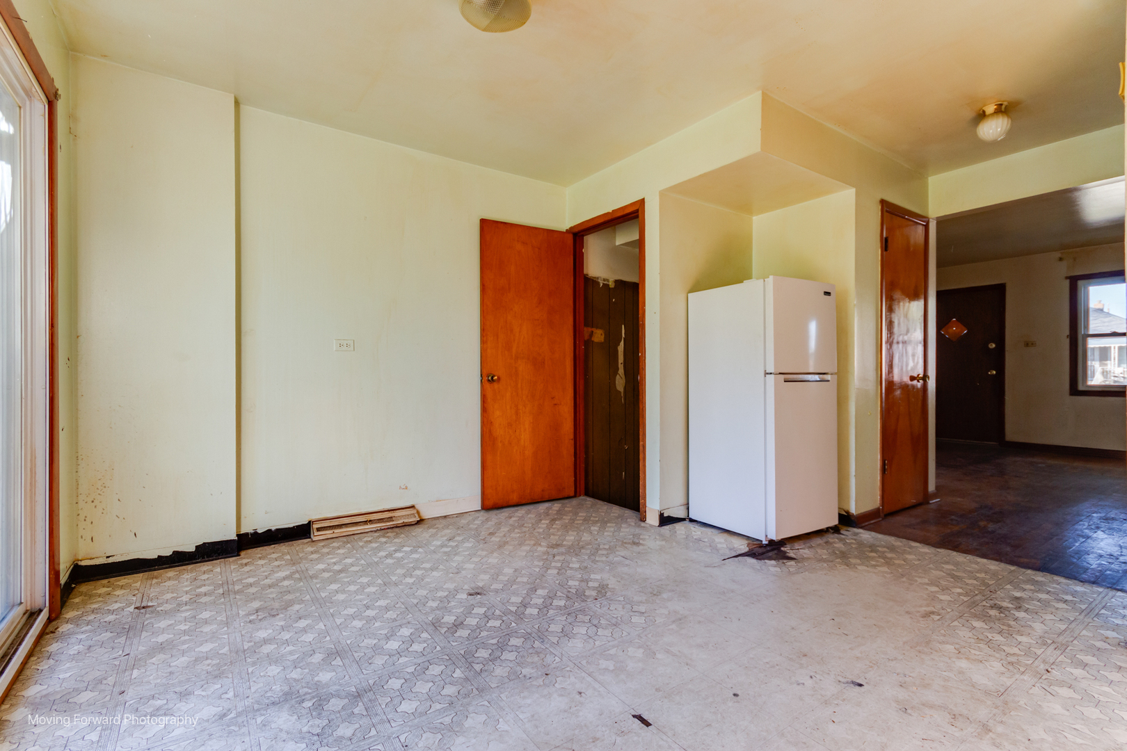 1237 W 110th Place