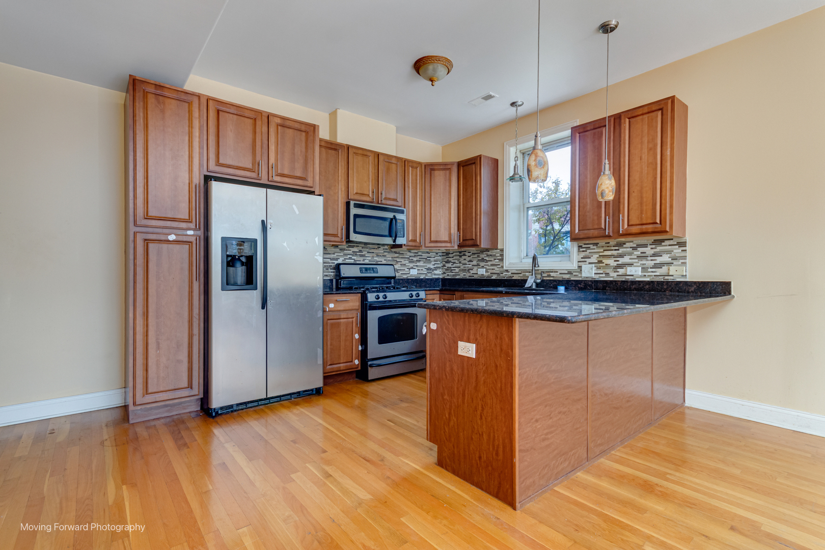 4900 S VINCENNES Avenue Unit: 3
