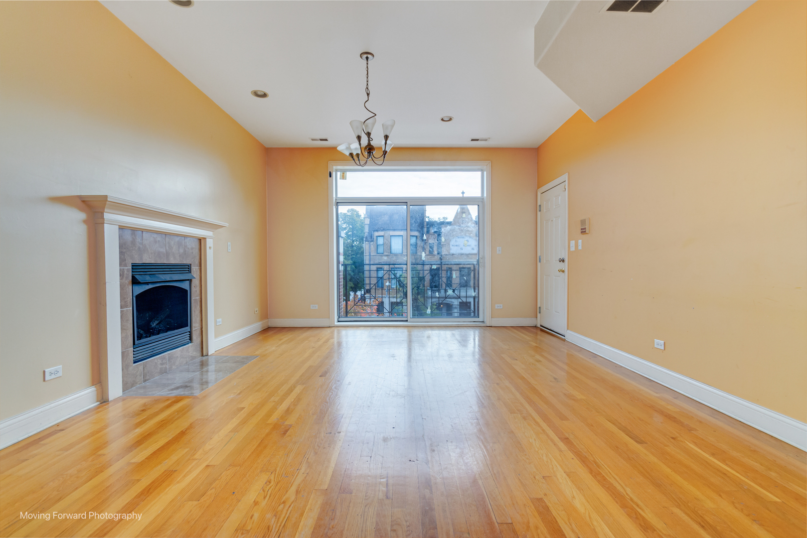 4900 S VINCENNES Avenue Unit: 3