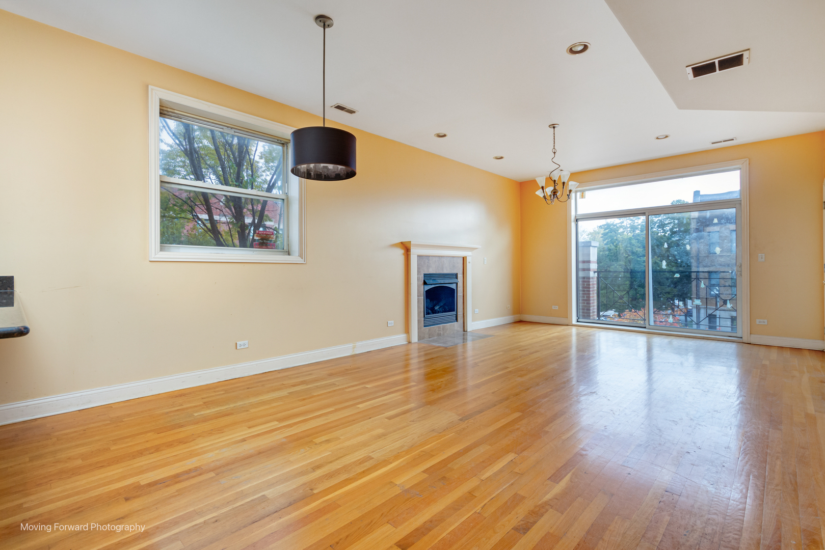 4900 S VINCENNES Avenue Unit: 3
