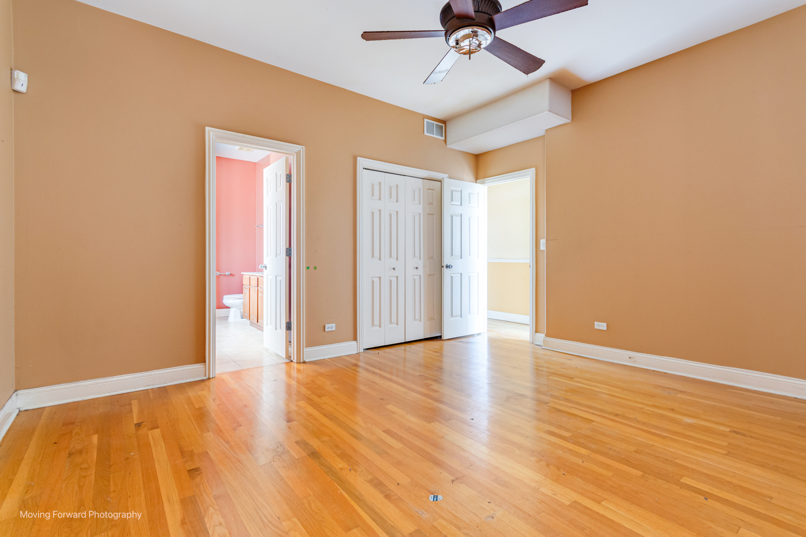 4900 S VINCENNES Avenue Unit: 3