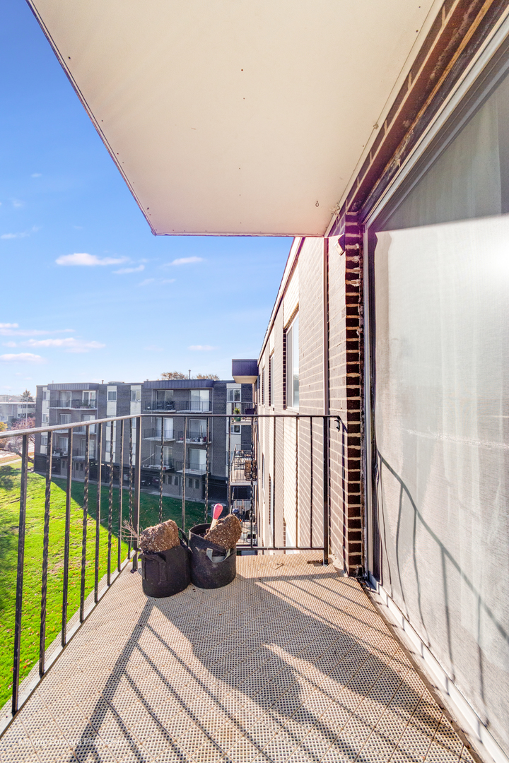 9820 S Pulaski Road Unit: 314