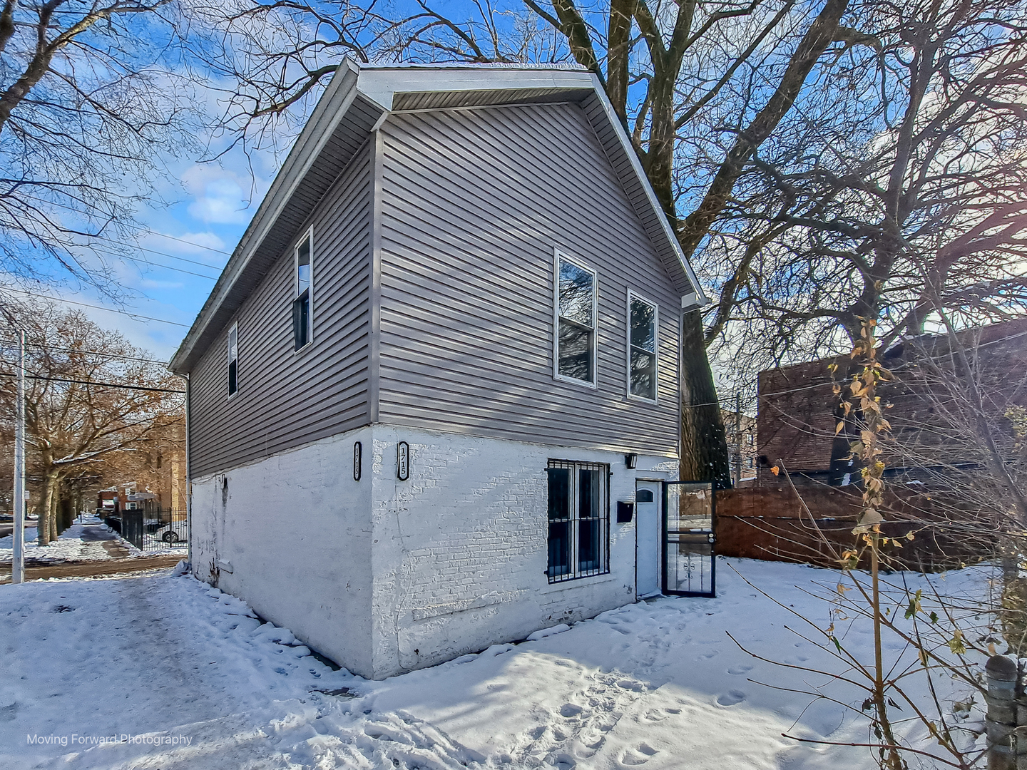1715 E 70th Street