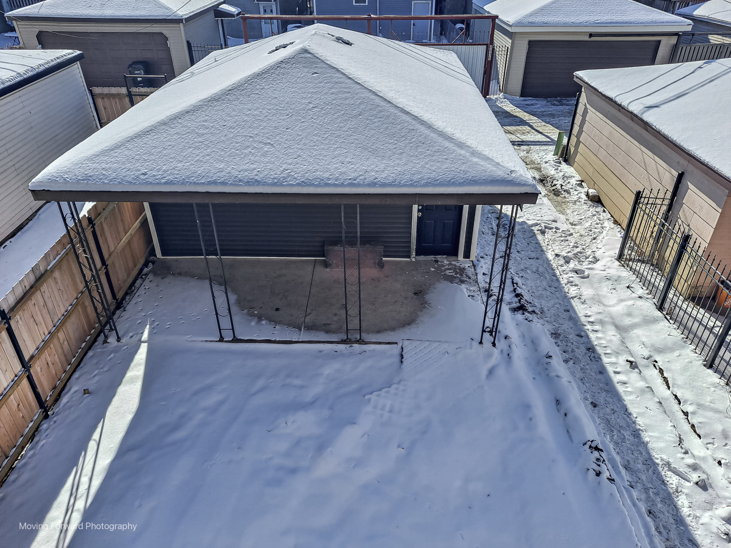 4941 W Iowa Street