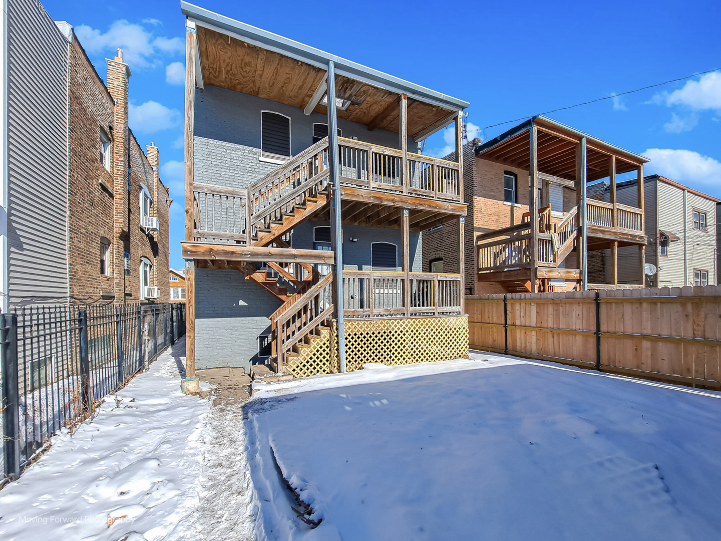 4941 W Iowa Street