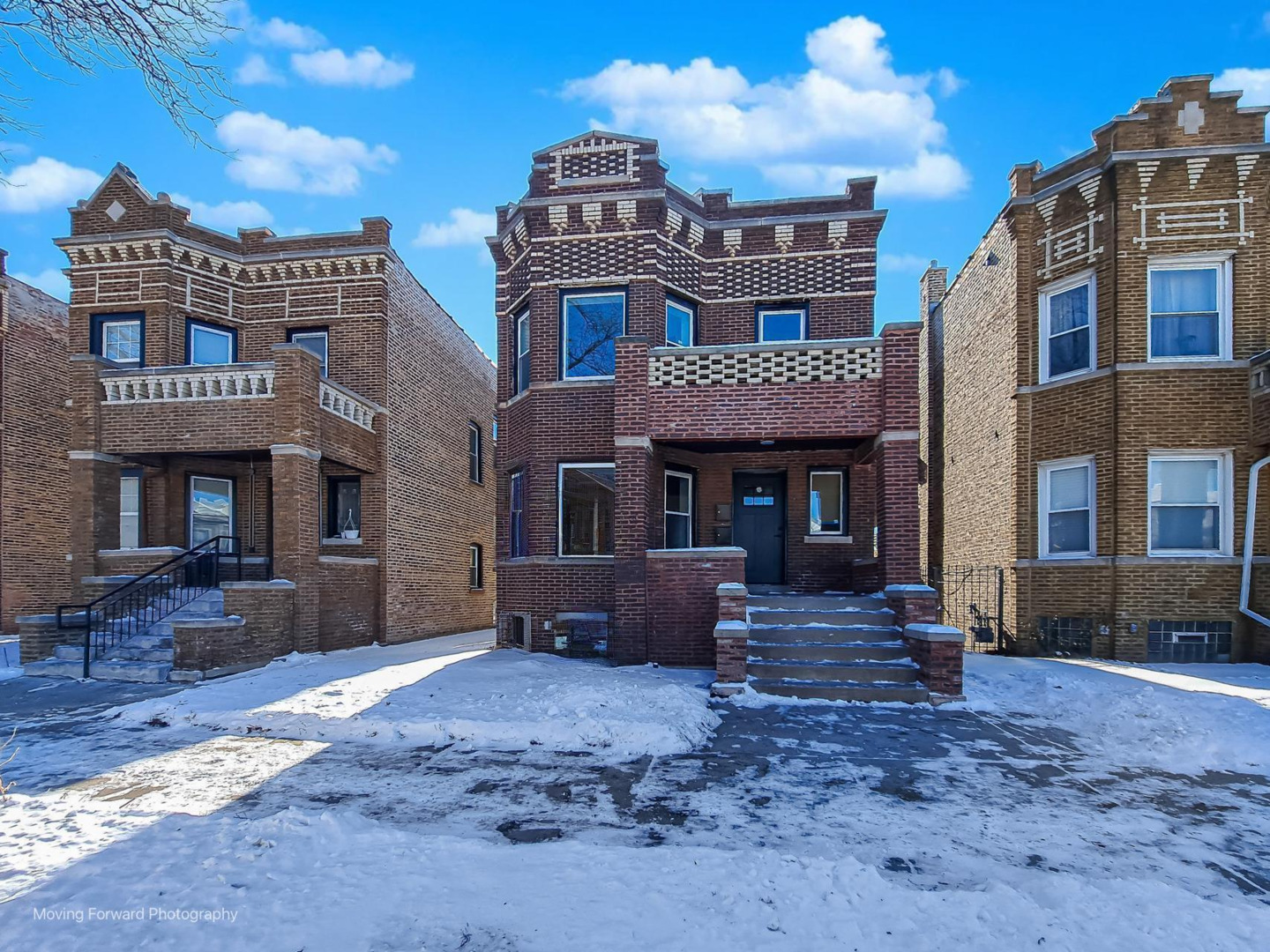 4941 W Iowa Street