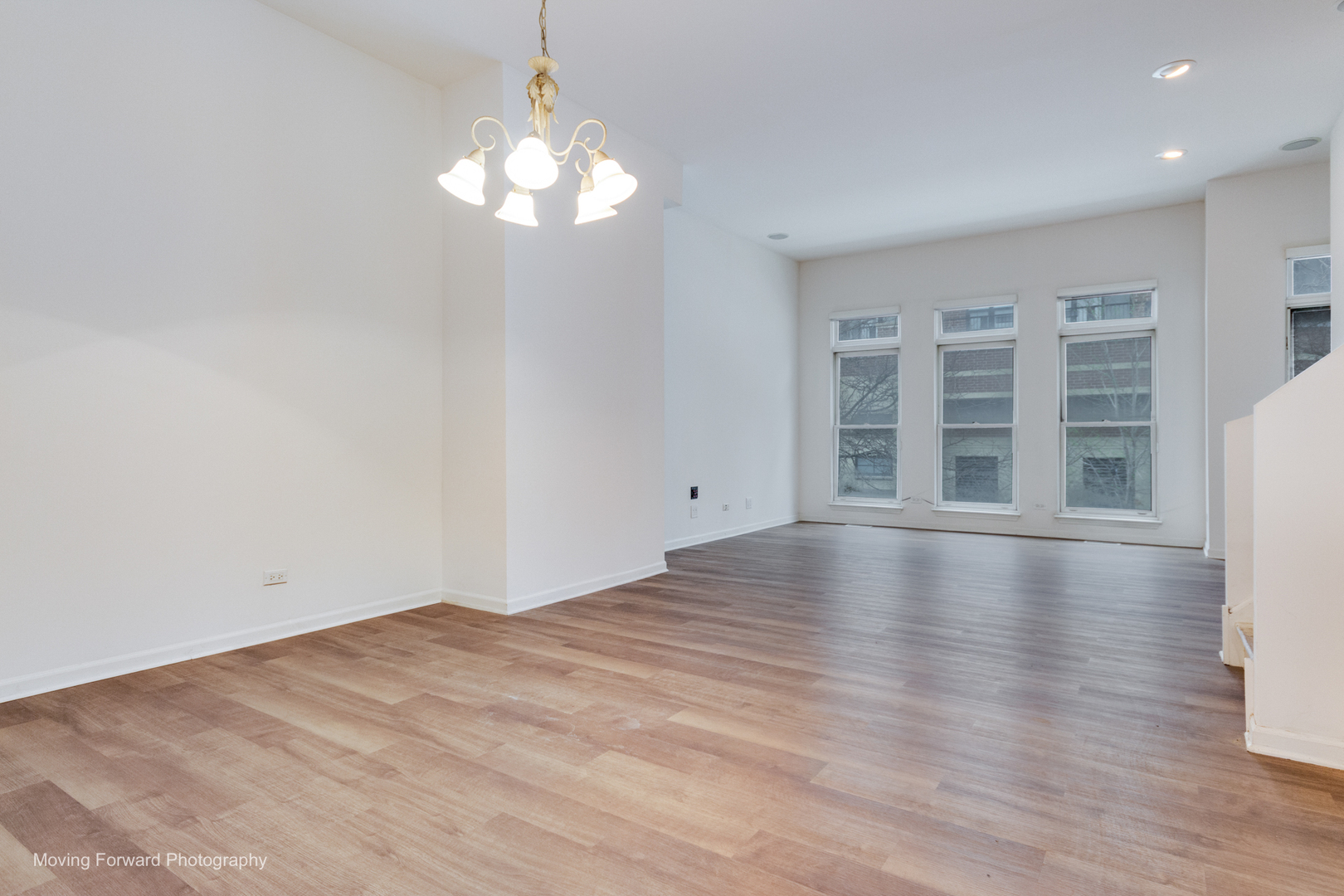 814 W 15th Place