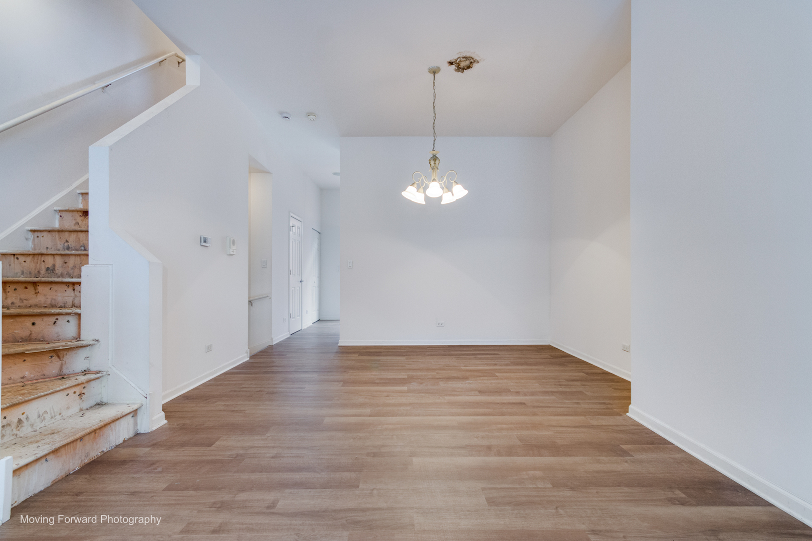 814 W 15th Place