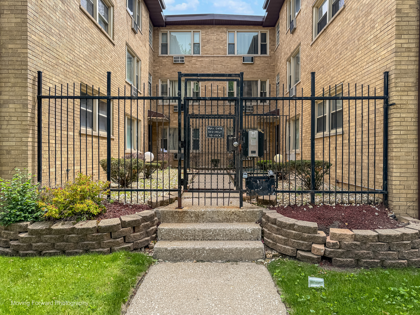 6945 S Chappel Avenue Unit: 3A