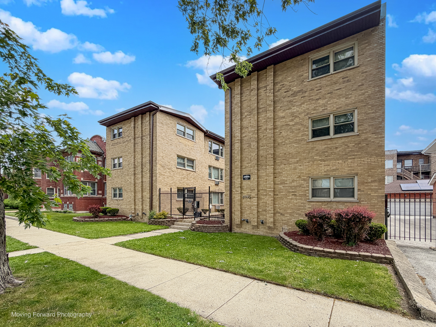 6945 S Chappel Avenue Unit: 3A
