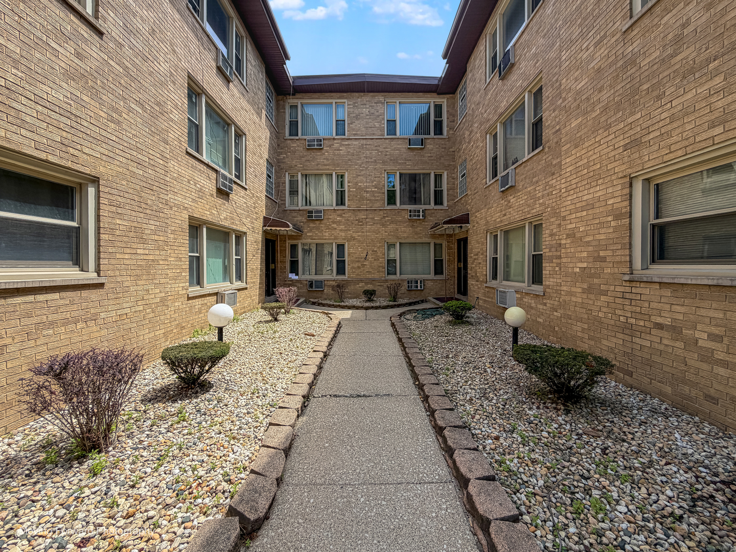 6945 S Chappel Avenue Unit: 3A