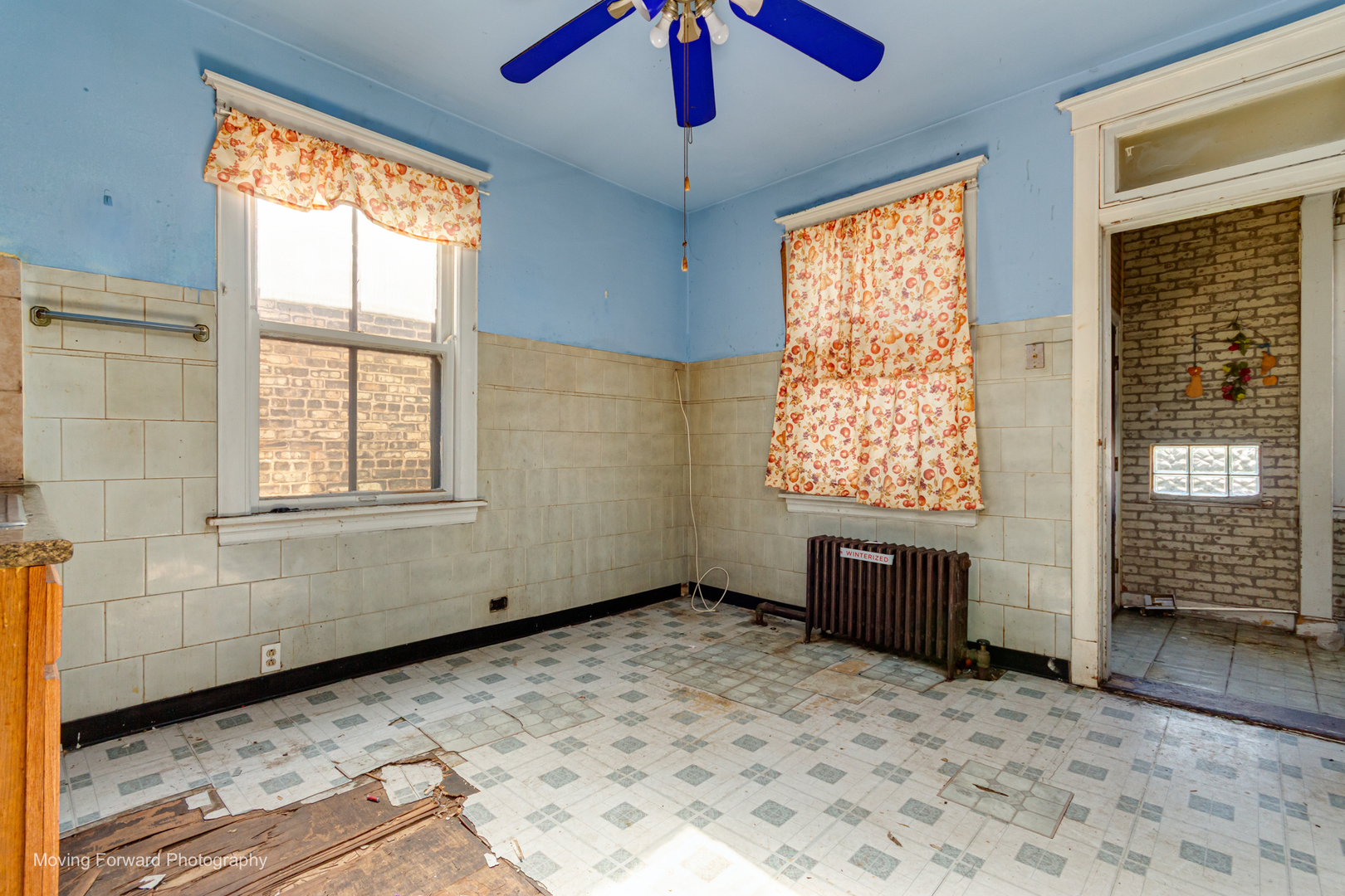 2647 W 69th Street