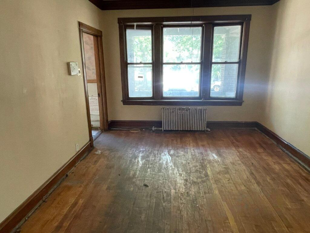 2647 W 69th Street