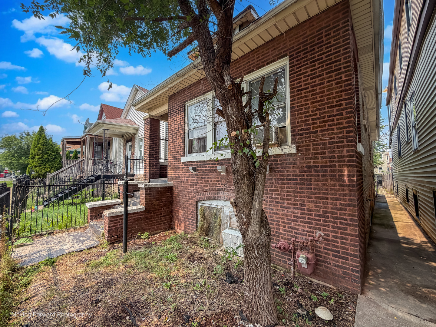 4928 W Congress Parkway