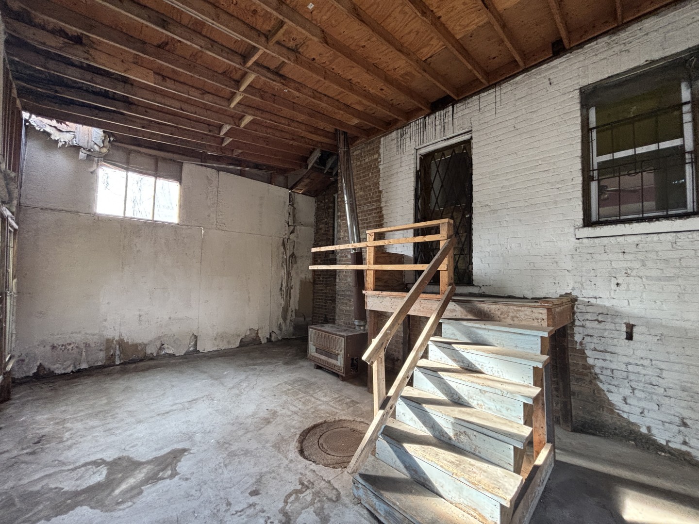 1341 W 112th Place
