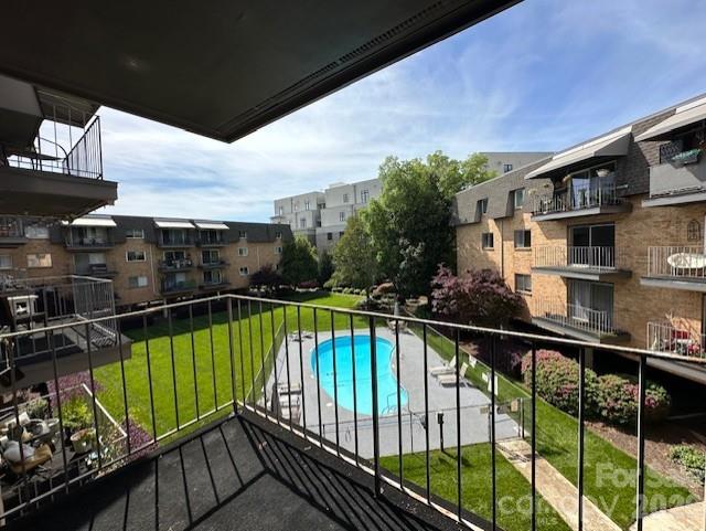 1323 Queens Road Unit: 313