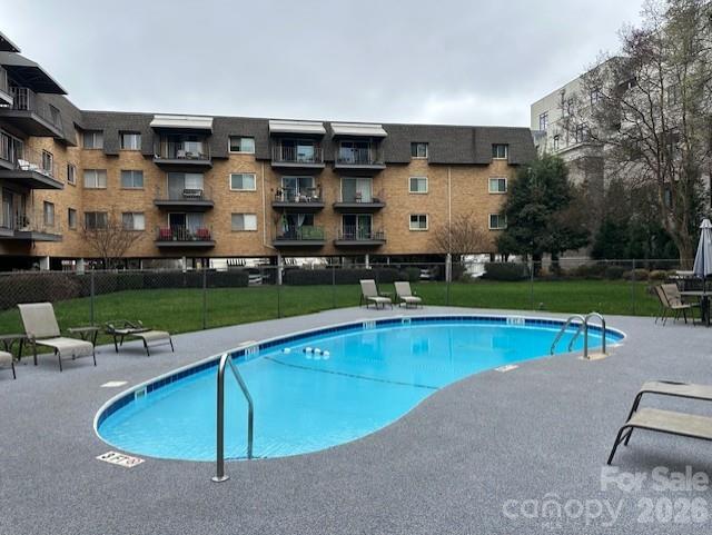 1323 Queens Road Unit: 313