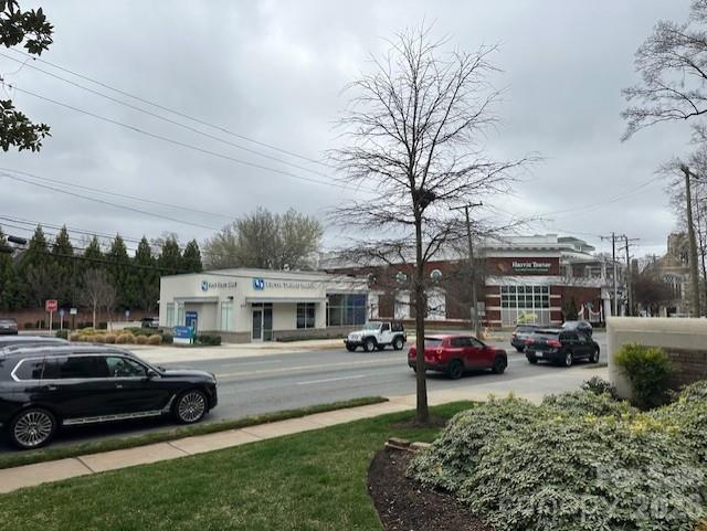 1323 Queens Road Unit: 313