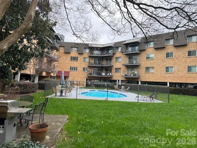 1323 Queens Road Unit: 313