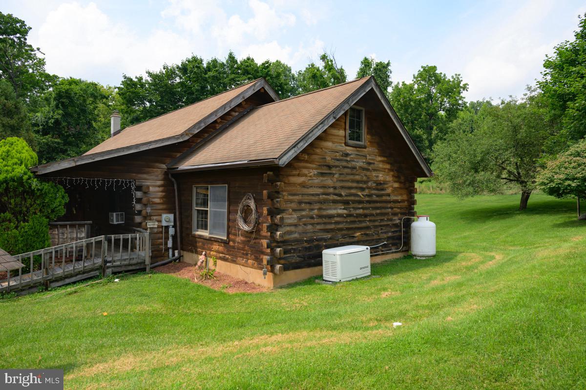 120 Lewis Rd