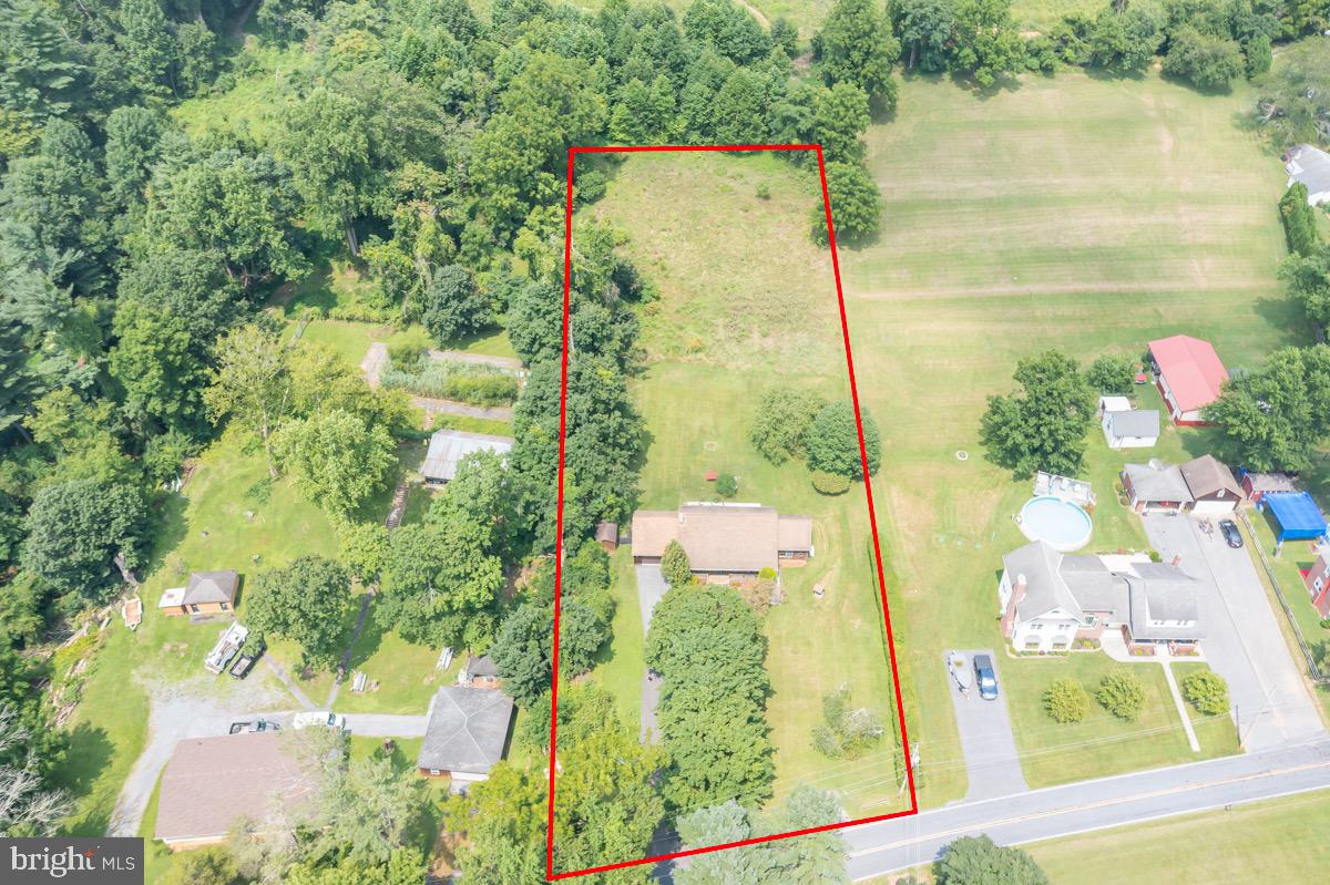 120 Lewis Rd