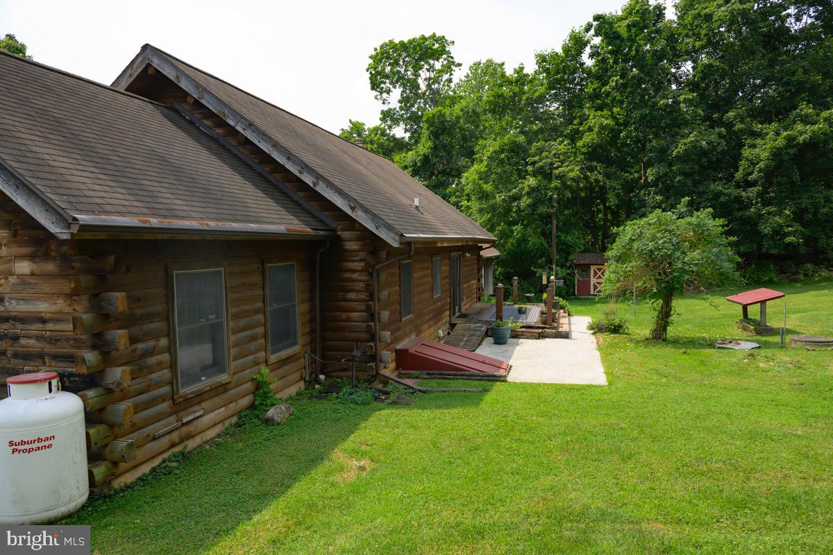 120 Lewis Rd