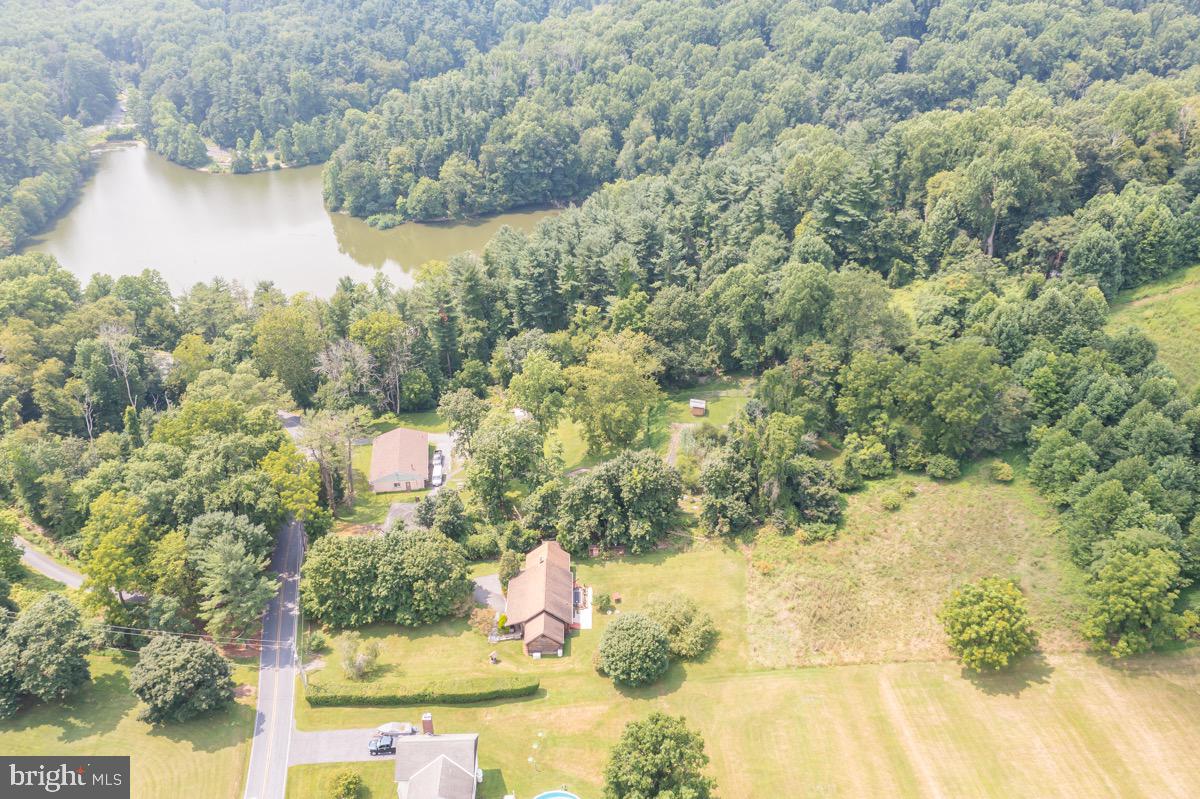 120 Lewis Rd