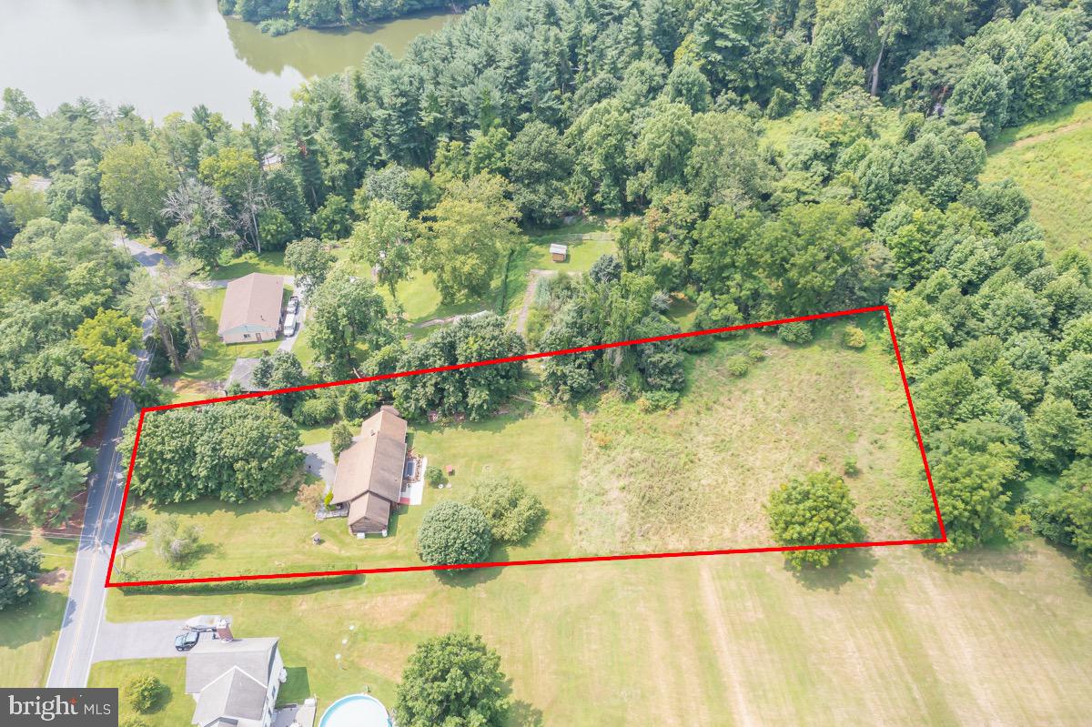 120 Lewis Rd