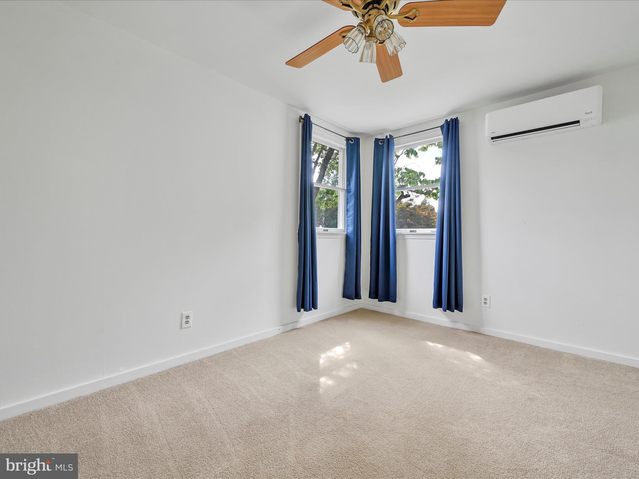 307 College Hill Rd
