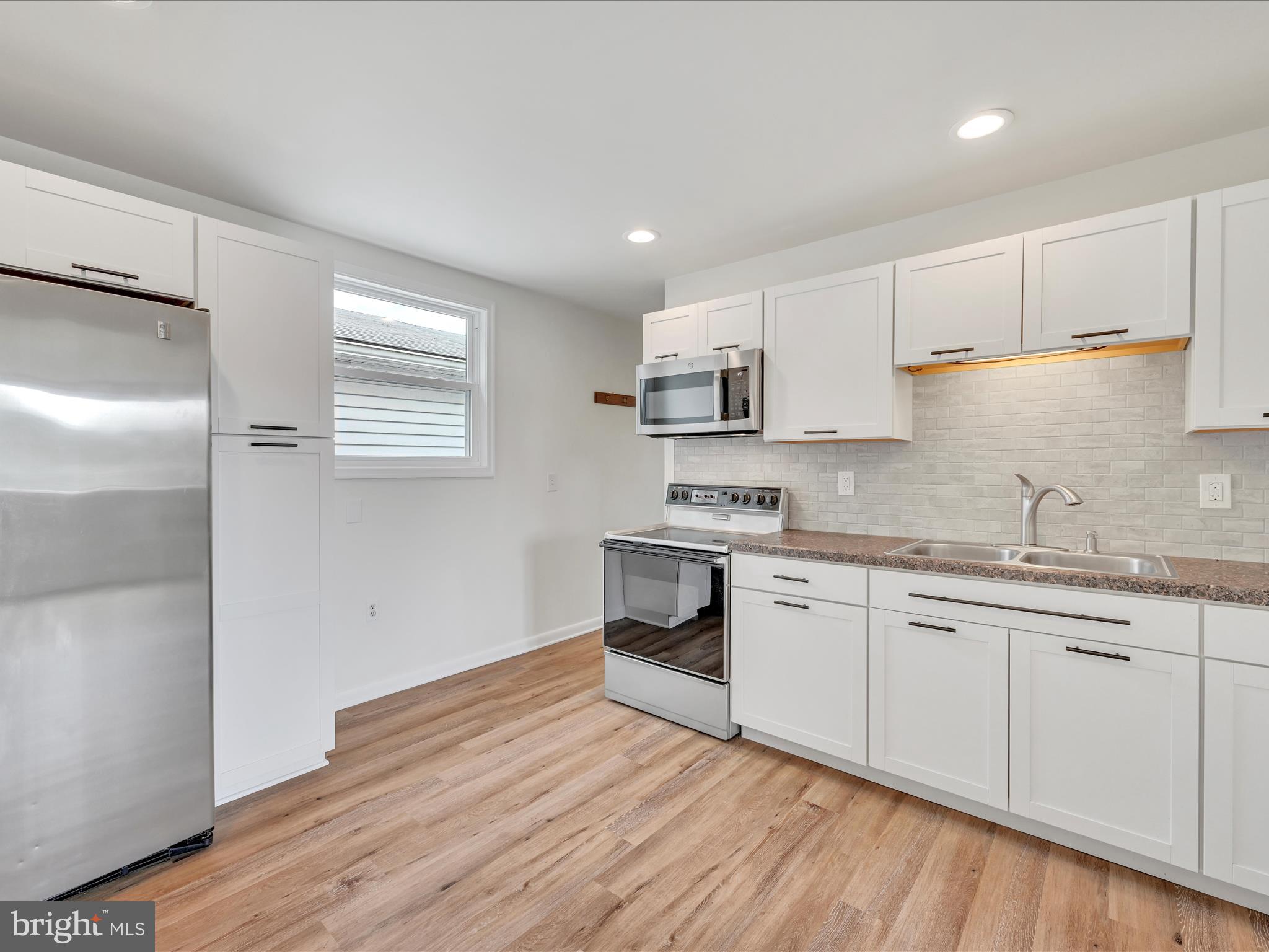 307 College Hill Rd