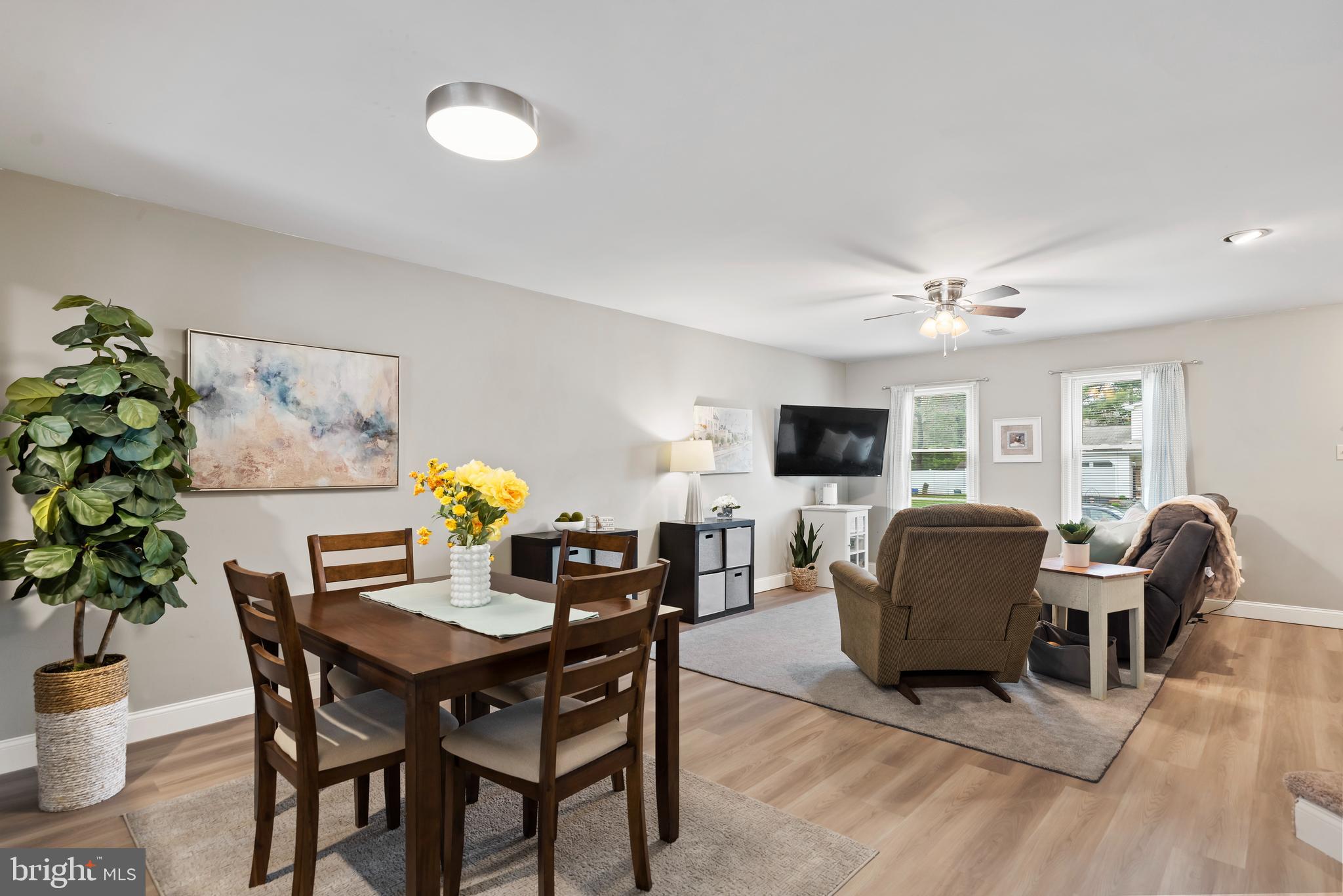 5619 Moreland Ct