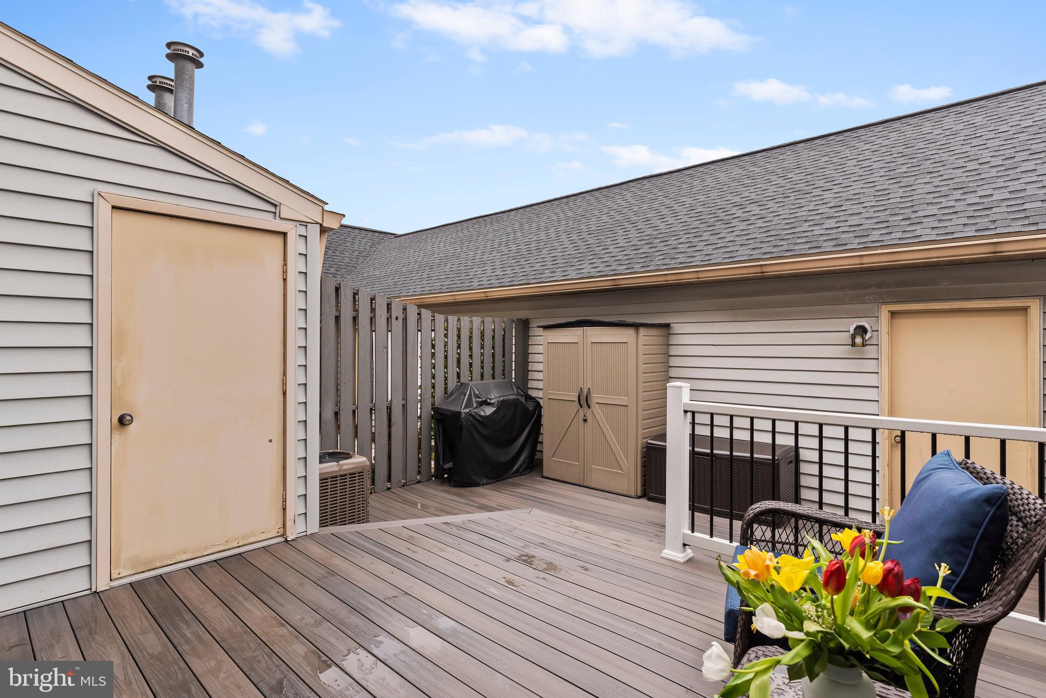 5619 Moreland Ct